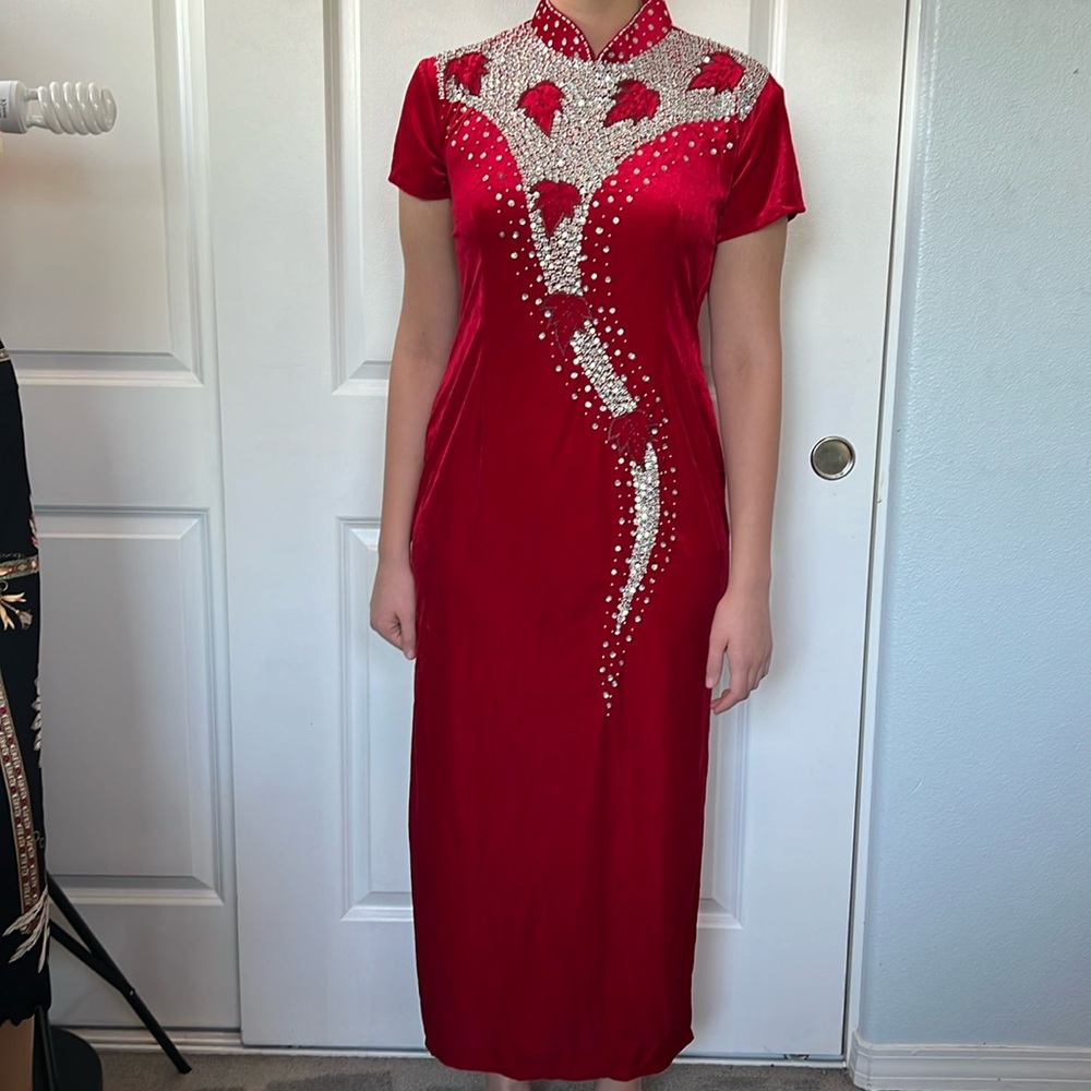 Vintage red custom Asian inspired velvet cheongsam beaded sequin dress M L